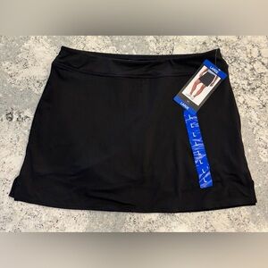 NEW black stretchy skirt